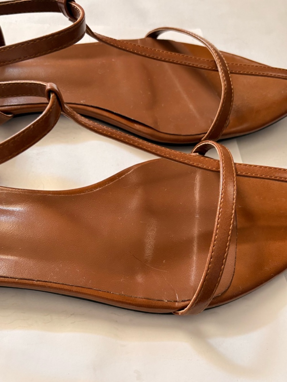 Minimalist Cognac Brown T-Strap Pointed Toe Sandals - Size 9.5 - Picture 3 of 6